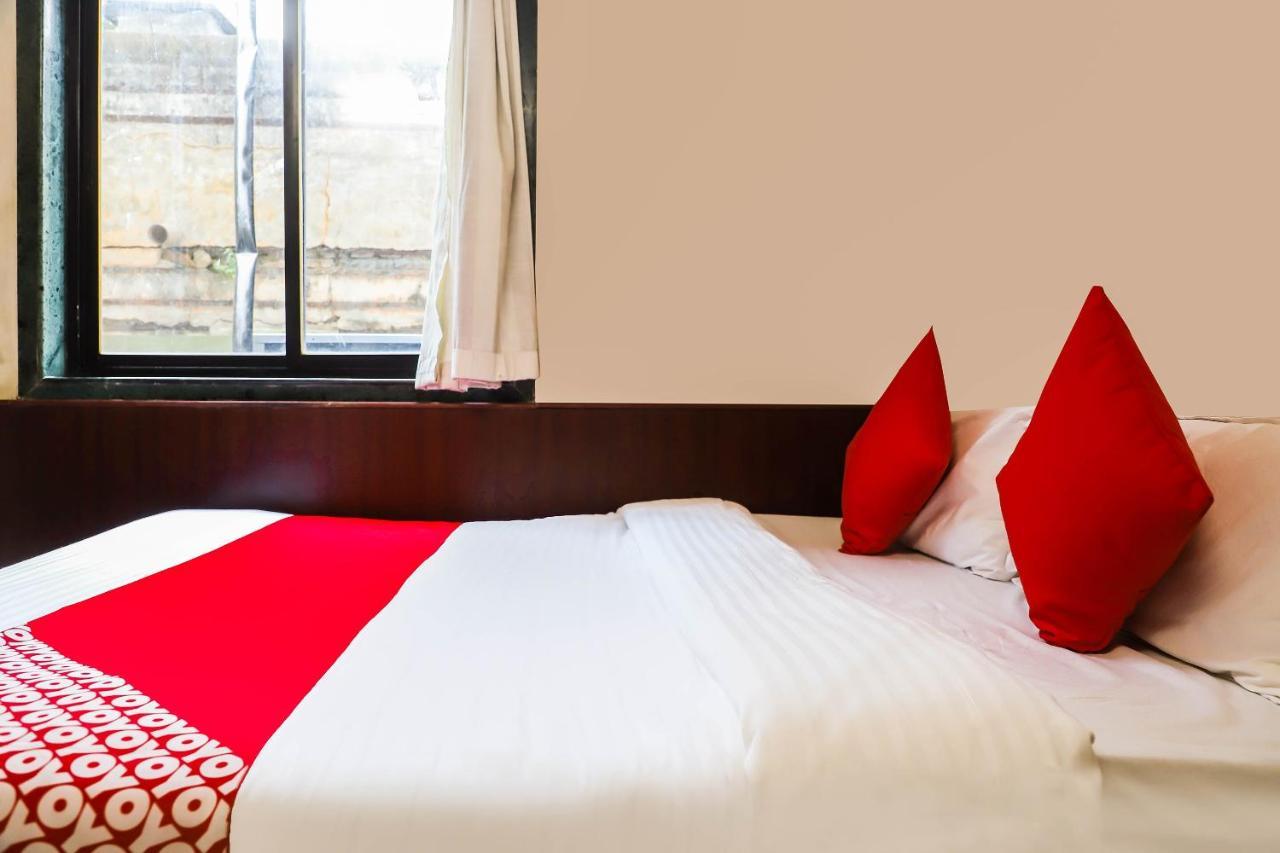 Spot On Bagiya Restaurant Hotel Harda Ngoại thất bức ảnh